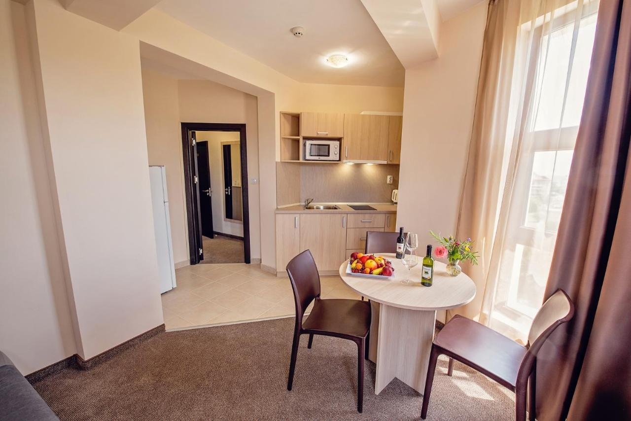Hotel Santa Maria Obzor Extérieur photo
